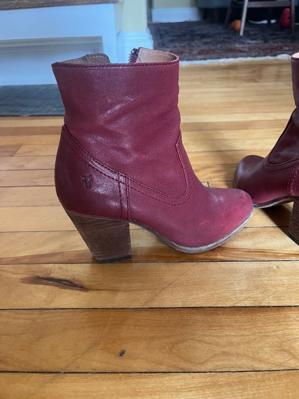 Frye Essa boot size 6m